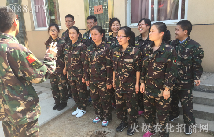 ��Խ���ң�ƴ���^����