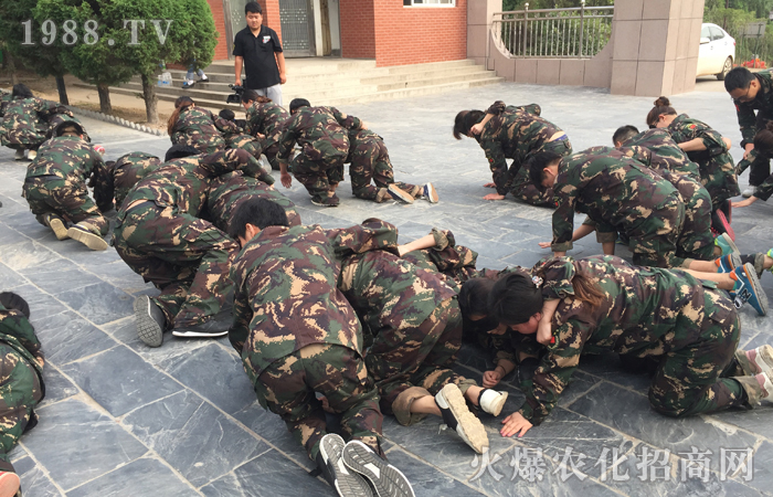 學(xué)會(huì)感恩,珍惜現(xiàn)在擁有的,才會(huì)得到更多美好