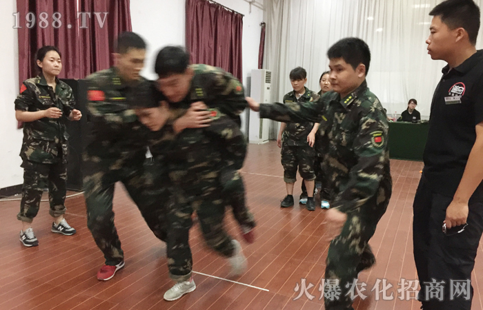 欲戴王冠,必承其重