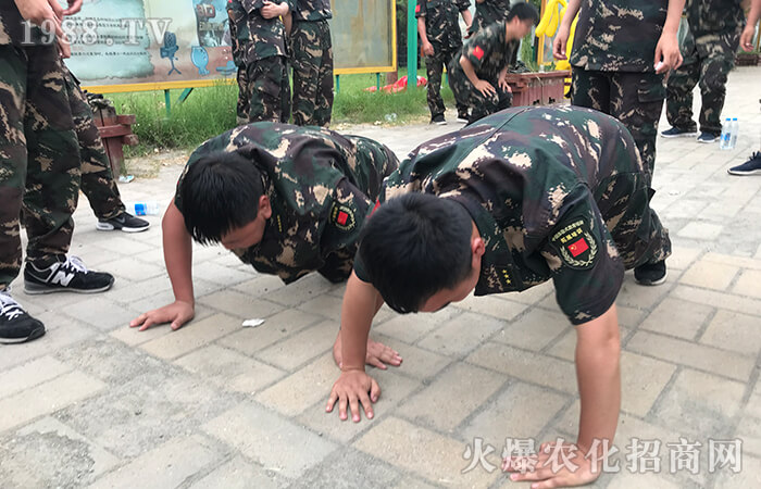 �ġ��ġ����l(f��)���^��ǰ����