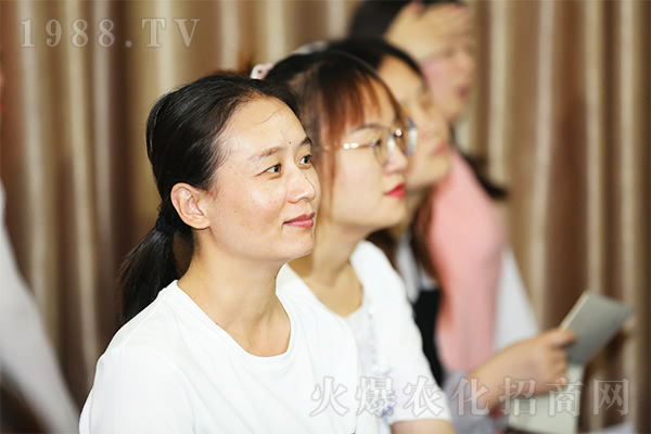 遠(yuǎn)赴人間驚鴻宴