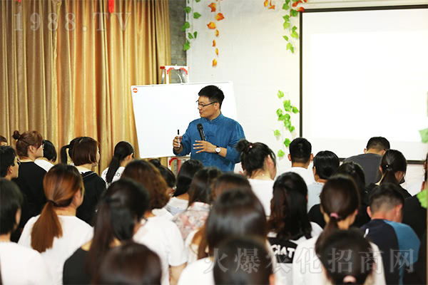 追夢(mèng)谷中藏“仙境”,老君山上尋“真理”