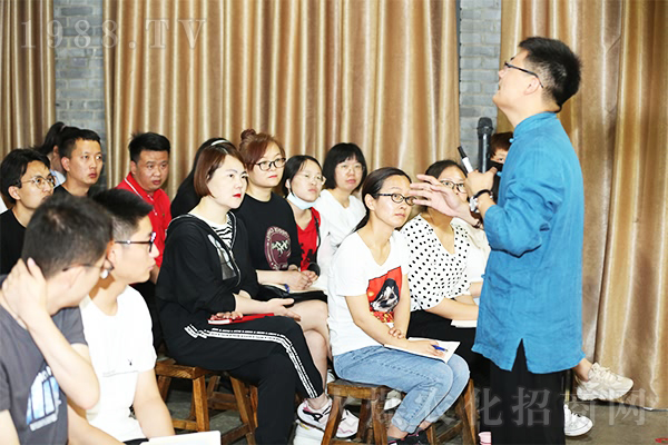 追夢(mèng)谷中藏“仙境”,老君山上尋“真理”