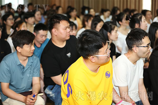 追夢(mèng)谷中藏“仙境”,老君山上尋“真理”