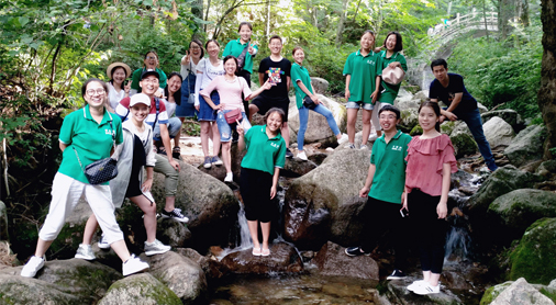 賞白云山間百態(tài)，享火爆情歲月靜好！