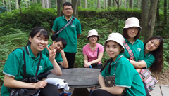 小伙伴徜徉山水間，感受清風(fēng)徐來！