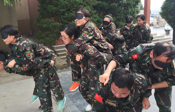 頑強拼搏，超越自我！